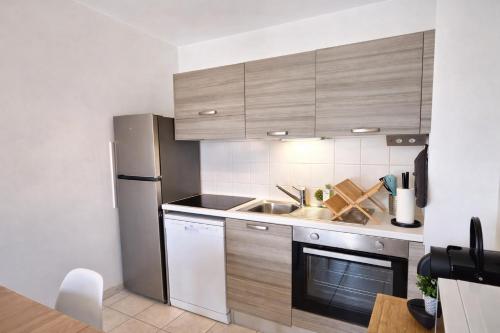 Jardin de Themis, T2, 4P, Parking, Terrasse in Camp Long