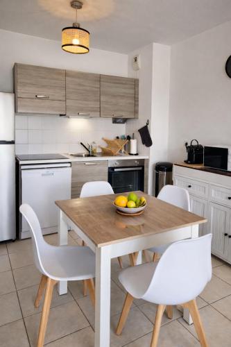Jardin de Themis, T2, 4P, Parking, Terrasse in Camp Long