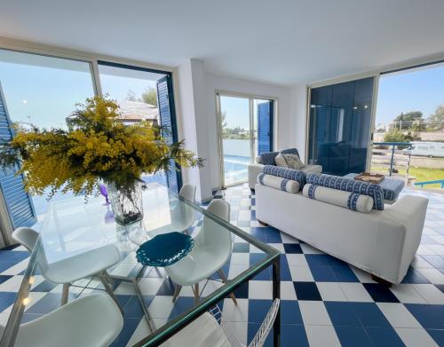 Aura Luxury Villa by My Home Apulia - Console