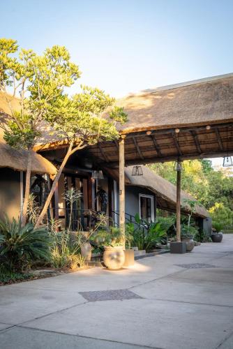 Sunbirds Oasis Lodge 4