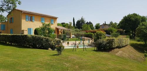 Dépendance de charme avec piscine en luberon (Dependance de charme avec piscine en luberon) in Grambois