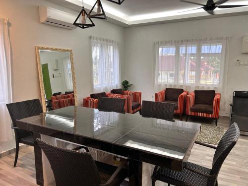 KEBUNPURI - STUDIO HOUSE 2rooms 1 btrooms HOMESTAY KEBUN KOMPAK MERLIMAU PASIR in Merlimau