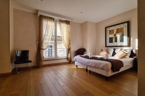 Beautiful 2-bedroom apt in a high-end residence near the Palais
