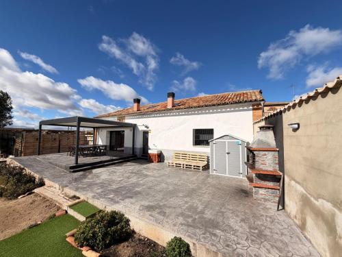 設施, Campos de Villalba in 阿爾馬桑