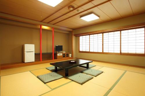 Standard Japanese-Style Room