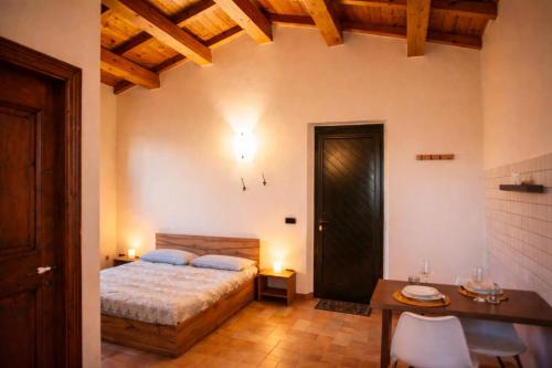 Chalet con Piscina "Il Girasole" Relax in Campagna in Sant' Ippolito
