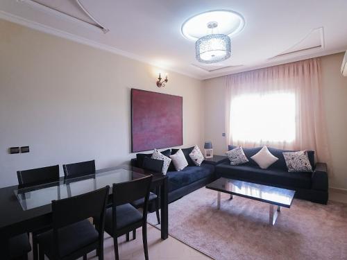 Appartement confort pour les vacances et piscine – khách sạn tại Achakkar