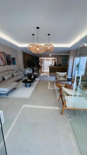 Lobby, Apartamento com Piscina e Area Gourmet Pe na Areia Prainha Arraial do Cabo in Industrial Zone