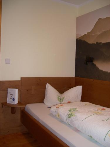 Superior Single Room with Balcony or Terrace image 6