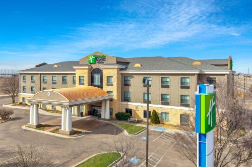 Holiday Inn Express Hotel & Suites Amarillo South an IHG Hotel - image 37