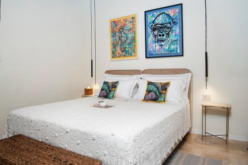 1 queen bed, 1 twin bed