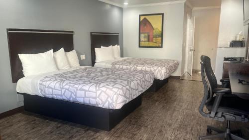 Laguna Inn & Suites Room Type - Economy Quadruple Room