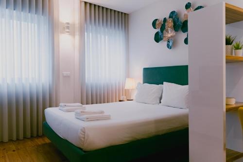 ORM - São Lazaro & Entreparedes Apartment, Порту