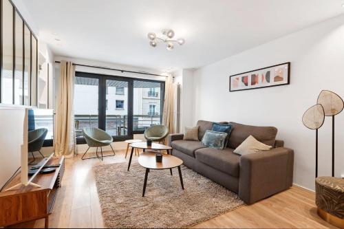 Sublime apartment 2BR 6P Balcony Eiffel Tower