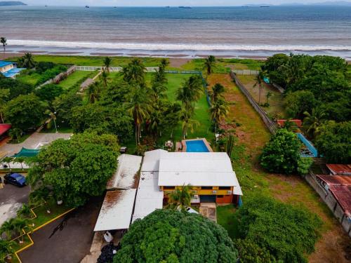 Casa Rector - Beach House Rental in Chacarita