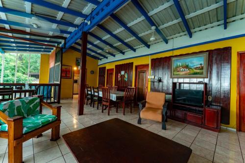 Casa Rector - Beach House Rental in Chacarita