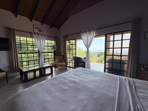 forst home with a great ocean view in Kingstown