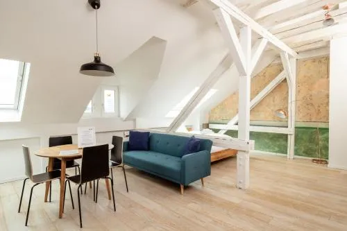 Central & bright - attic apartment in Häselburg in Gera, Deutschland