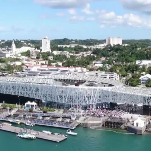 Baimbridge Down Town Cozy Hotel room