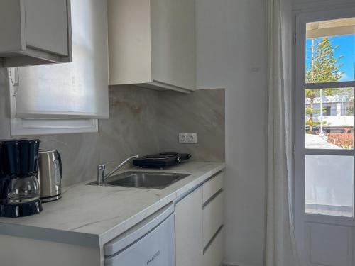 Kleanthi Apartments - image 4