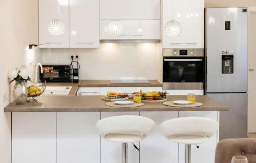virtuve, Gorgeous Home In Hrscevani in Drum