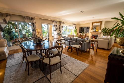 Exclusive Luxury4you – Beachfront Boutique Penthouse Apt! – khách sạn tại Madalena