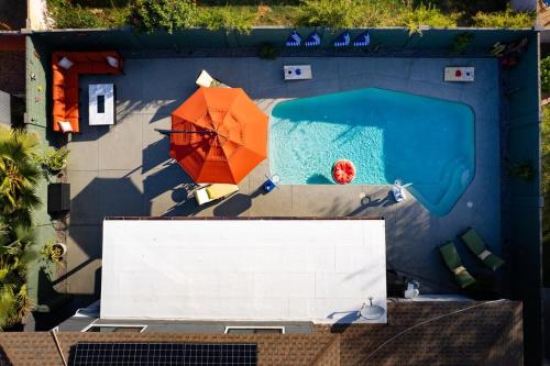 Sonoran Luxe Oasis: FREE HeatedPool-HotTub-Mister – khách sạn tại Bắc Glendale