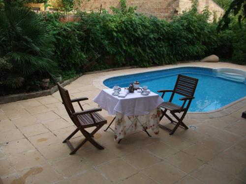 مسبح, Ca la Paula in فيلافرنسا ديل بينيديس