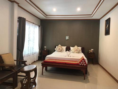 Lanta Wanida Resort Room Type - Triple Room Lanta Wanida Resort Room Type - Triple Room
