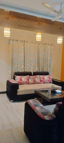 Serenity Homes Luxury Retreat in Dehradun in Dalanwala
