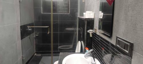 Serenity Homes Luxury Retreat in Dehradun in Dalanwala