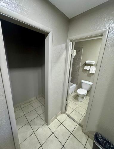 Economy Inn – Ada, OK