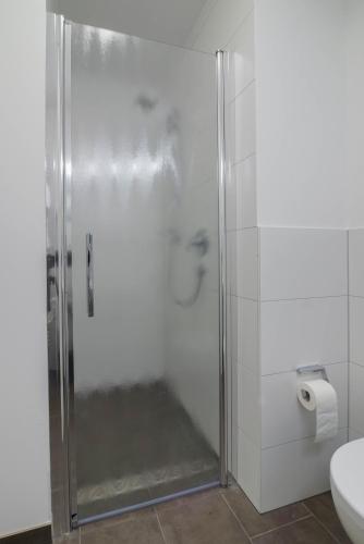 BoardingHouse N22 Oberboihingen 2.9km von K3N Stadthalle entfernt