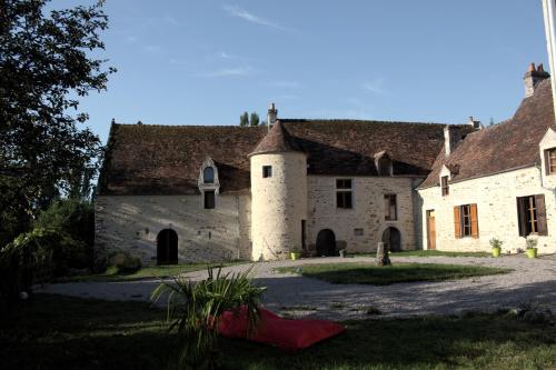 photo chambre Ferme-Château de Cordey & Spa