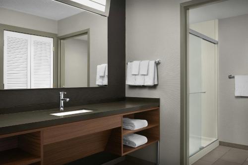 Courtyard Danville - image 28