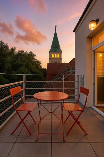 Elegant Terrace Suite - Heart of Old Town, Bratislava