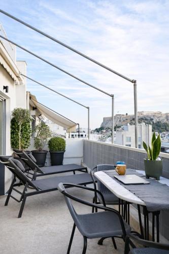 Nueva era @ Athens heart , Romvis apartments 3