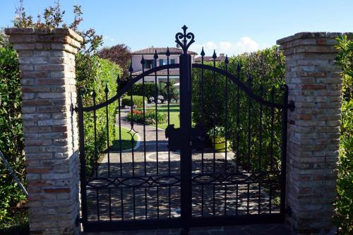 Belvedere, Caleri