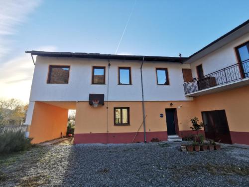 Adagio Guesthouse - Tap to explore photos