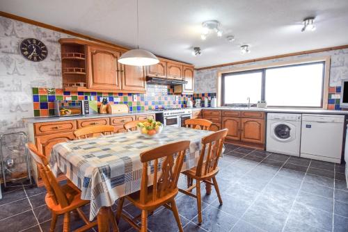 Seaview, Scatness, Shetland in Sandwick