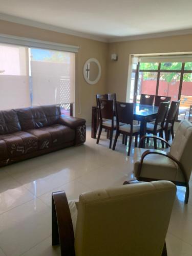House near Concepcion Airport, Valle Escondido