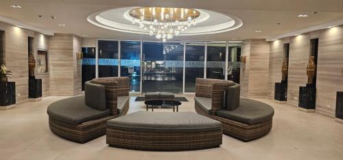 Cozy 1BR at Fame Residences - Near MRT Stations and Malls, with Pool and Amenities in Gloria