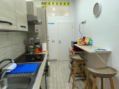 Food and beverages, Petit Bijou in Civitavecchia