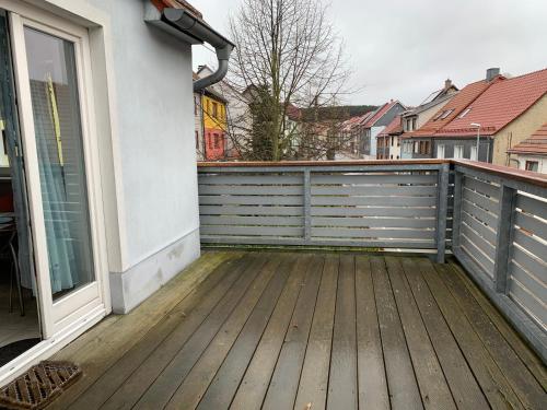 Balkons/terase, Ilmenau-Wümbach, 4 km Zentrum, 5 min A71 und Uni (Ilmenau-Wumbach, 4 km Zentrum, 5 min A71 und Uni) in Wolfsberg
