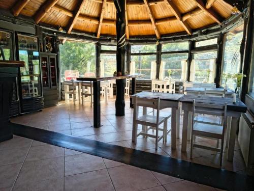 레스토랑, Hosteria EL REFUGIO in 알루미네