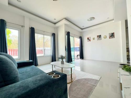 แฮ้ปปี้โฮม in เสม็ด