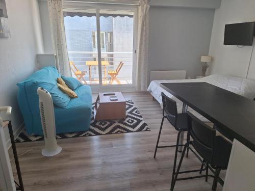 studio lumineux proche de la mer avec parking couvert privatif - Location saisonnière - La Rochelle