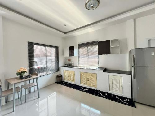 บริการและสิ่งอำนวยความสะดวก, แฮ้ปปี้โฮม in เสม็ด