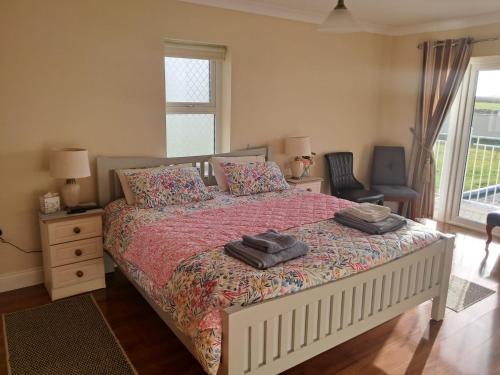Warm Spacious Three Bed Chalet in Claregalway