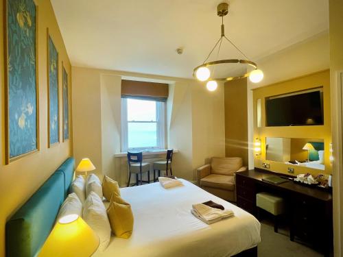 Twin room, sea view